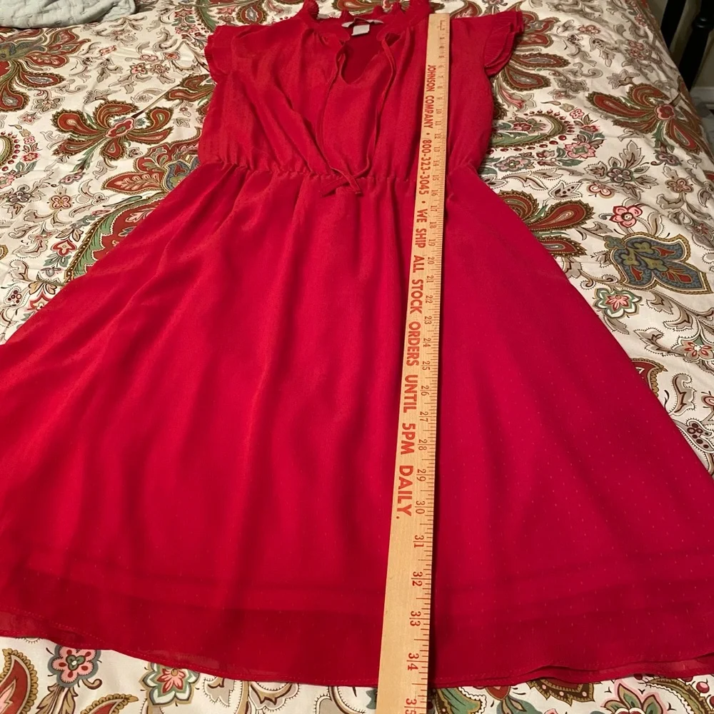 H&M red dress mini length cap sleeves elastic waist flowing material size 0 - Picture 10 of 15